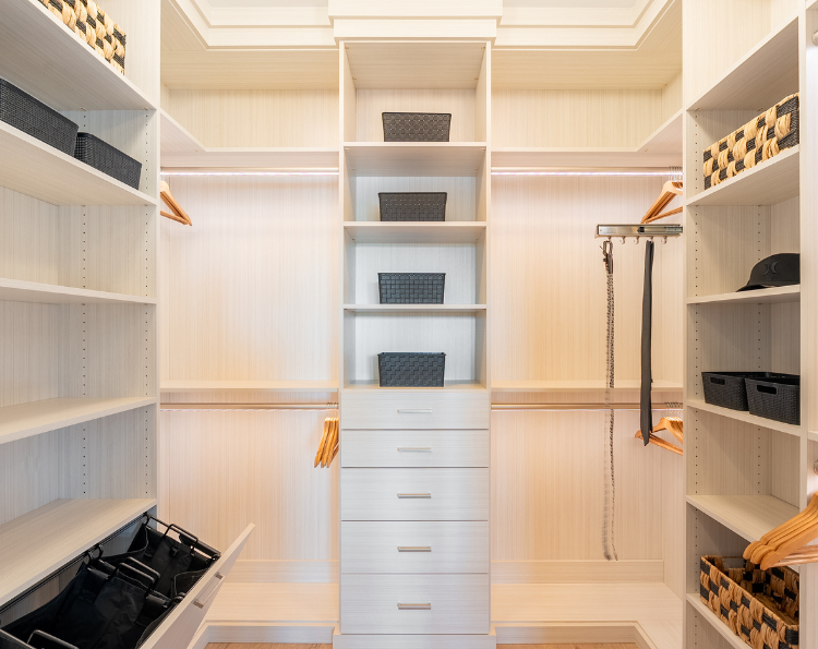 Luxury Exquisite Custom Closet Design
