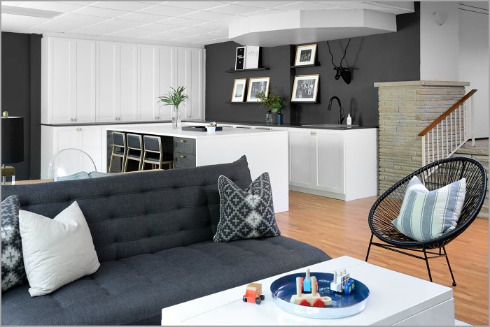 custom-storage-cabinets-spring-cleaning.jpg
