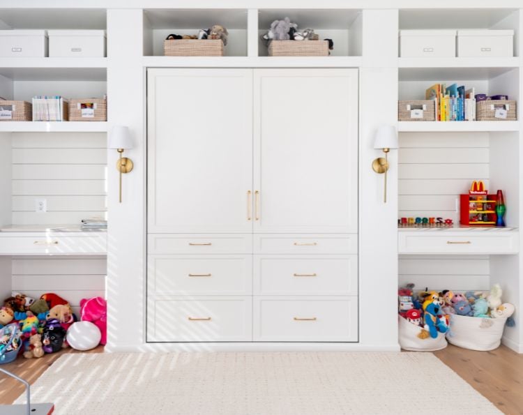 Custom Closet Strategies for Cleveland Families