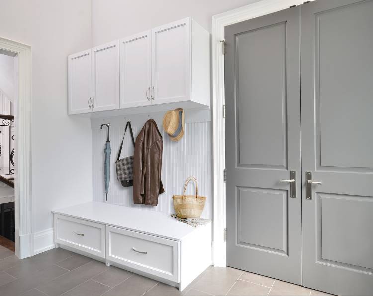 The Ultimate Guide to Custom Mudrooms: Stylish & Functional Solutions for Every Home