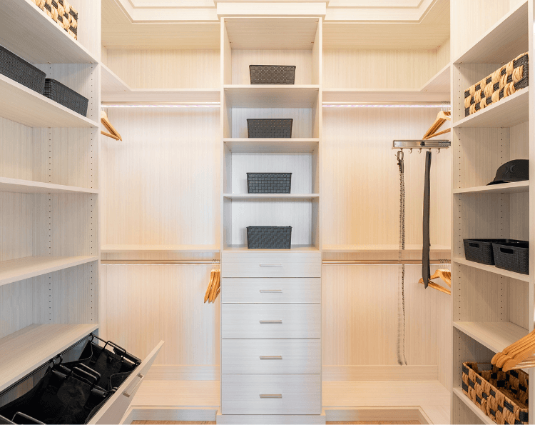 Are Custom Closets Worth the Investment? A North Tampa Homeowner’s Guide