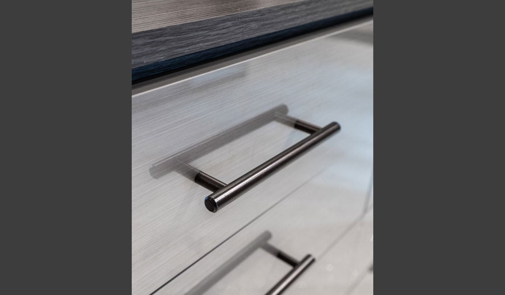 accessory-storage-drawer-hardware-closeup