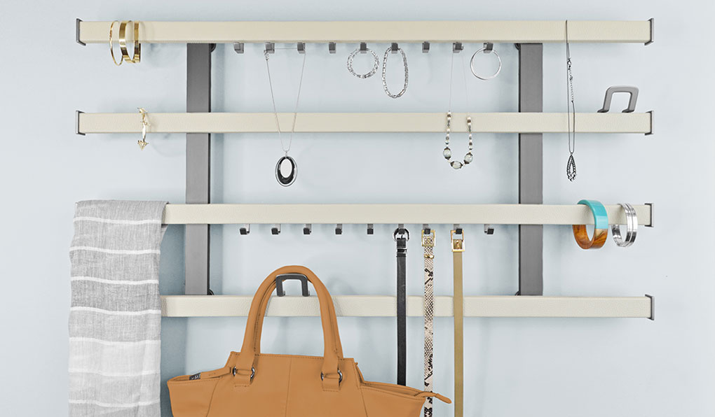 tan-metal-quad-hanging-accessory-display