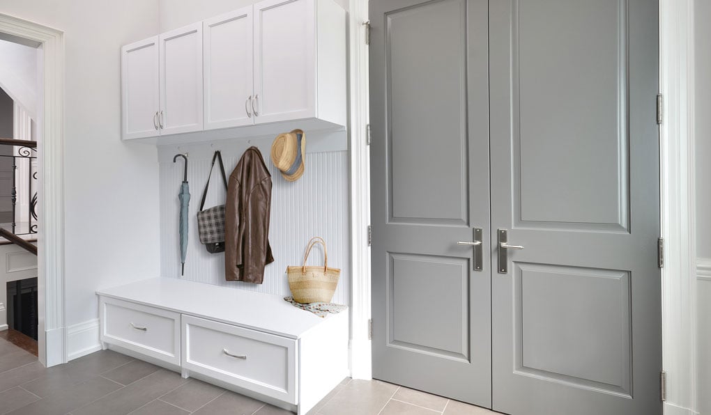 white-shiplap-entryway-mudroom