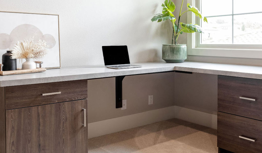 home-office-corner-desk-TL-of-Orange-county-cropped